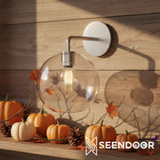 Selvion Curved Arm Globe – Modern Wall Sconce for Bathroom & Bedroom